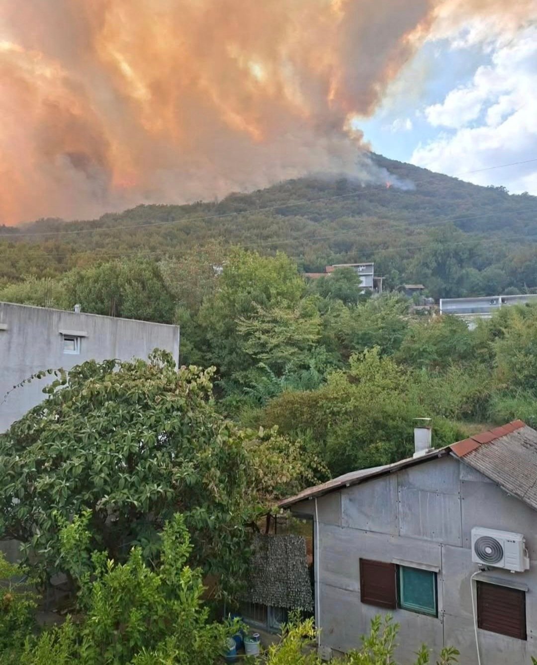 Požar iznad Bijele