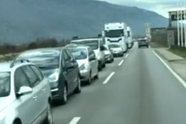 Kolaps u Zeti zbog protesta za Botun