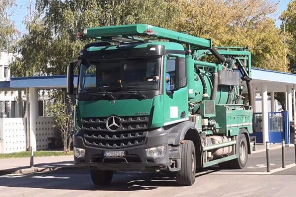 Zagrebački holding poslao kamione na ulice
