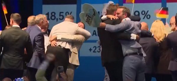 Slavlje zbog pobjede AFD