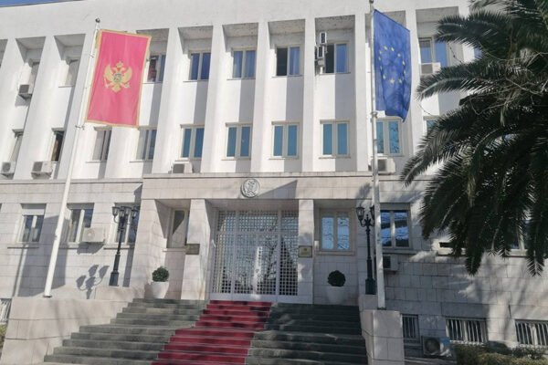 Predsjednik CG proglasio novi zakon protiv nelegalne imovine